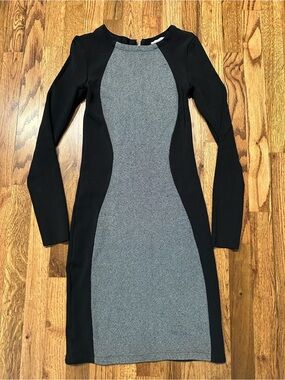 Carmen Marc Valvo Black and Gray Colorblock Long Sleeve Sheath Dress
